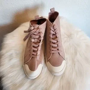 Universal Thread Jolie Mauve High Top Sneakers